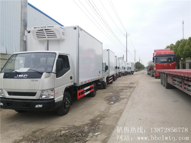 10台江铃冷藏车年初发往新疆，新疆高总再次与程力携手合作！